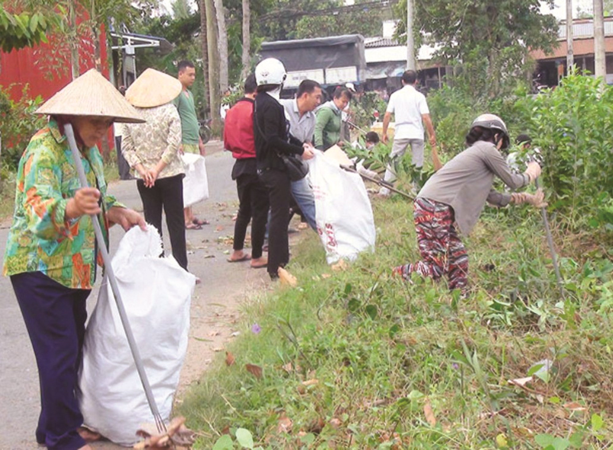 “Ngày Chủ nhật NTM” do Chi hội Phụ nữ ấp Đại Thôn (xã Thạnh Phong) tổ chức.