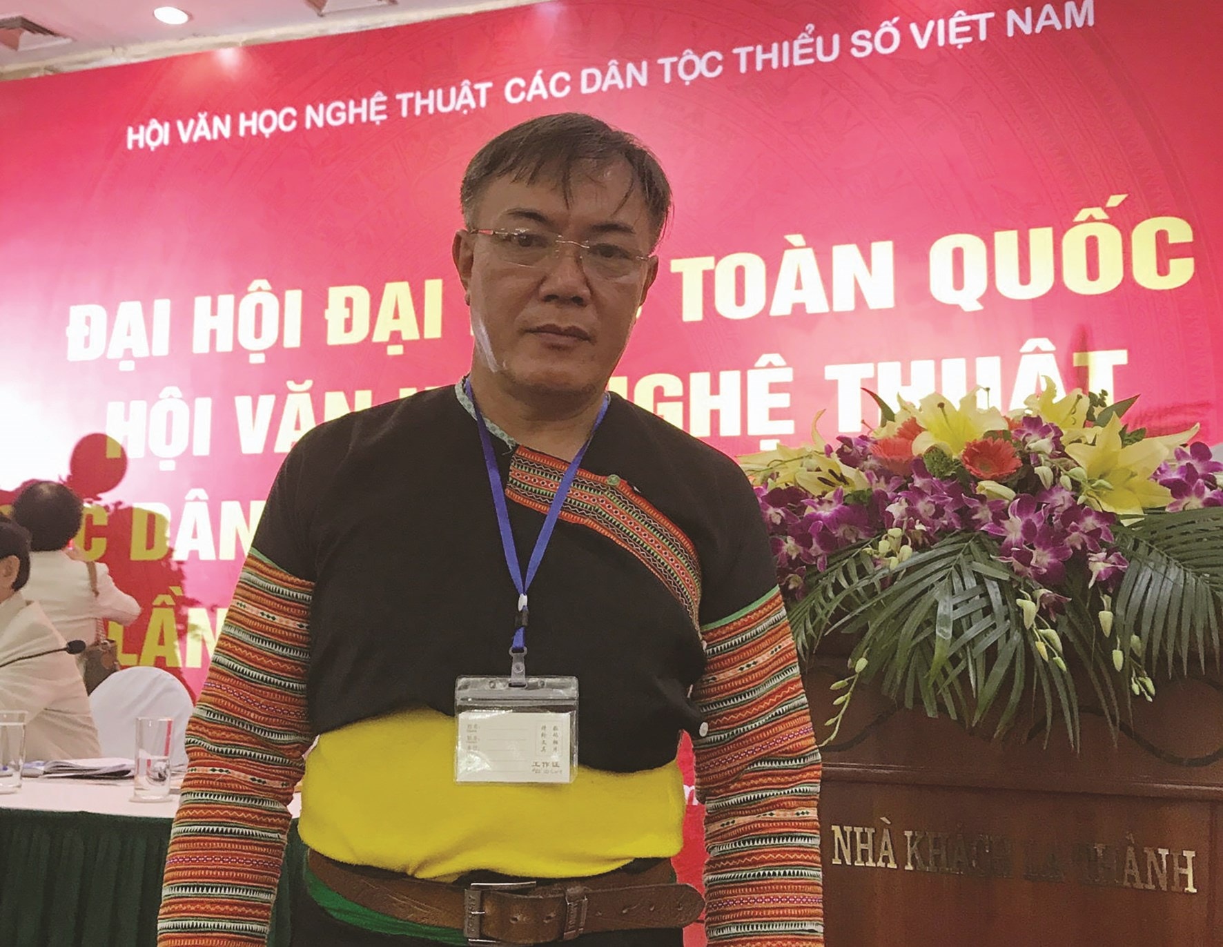 Nhạc sĩ Lầu A Sa tại Đại hội Đại biểu toàn quốc Hội Văn học Nghệ thuật các DTTS Việt Nam lần thứ VI, nhiệm kỳ 2019 - 2024