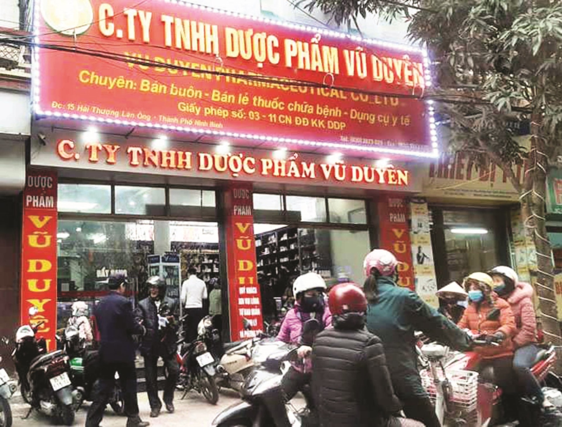 Công ty TNHH Dược phẩm Vũ Duyên bị phạt 15 triệu đồng vì tăng giá bán khẩu trang.
