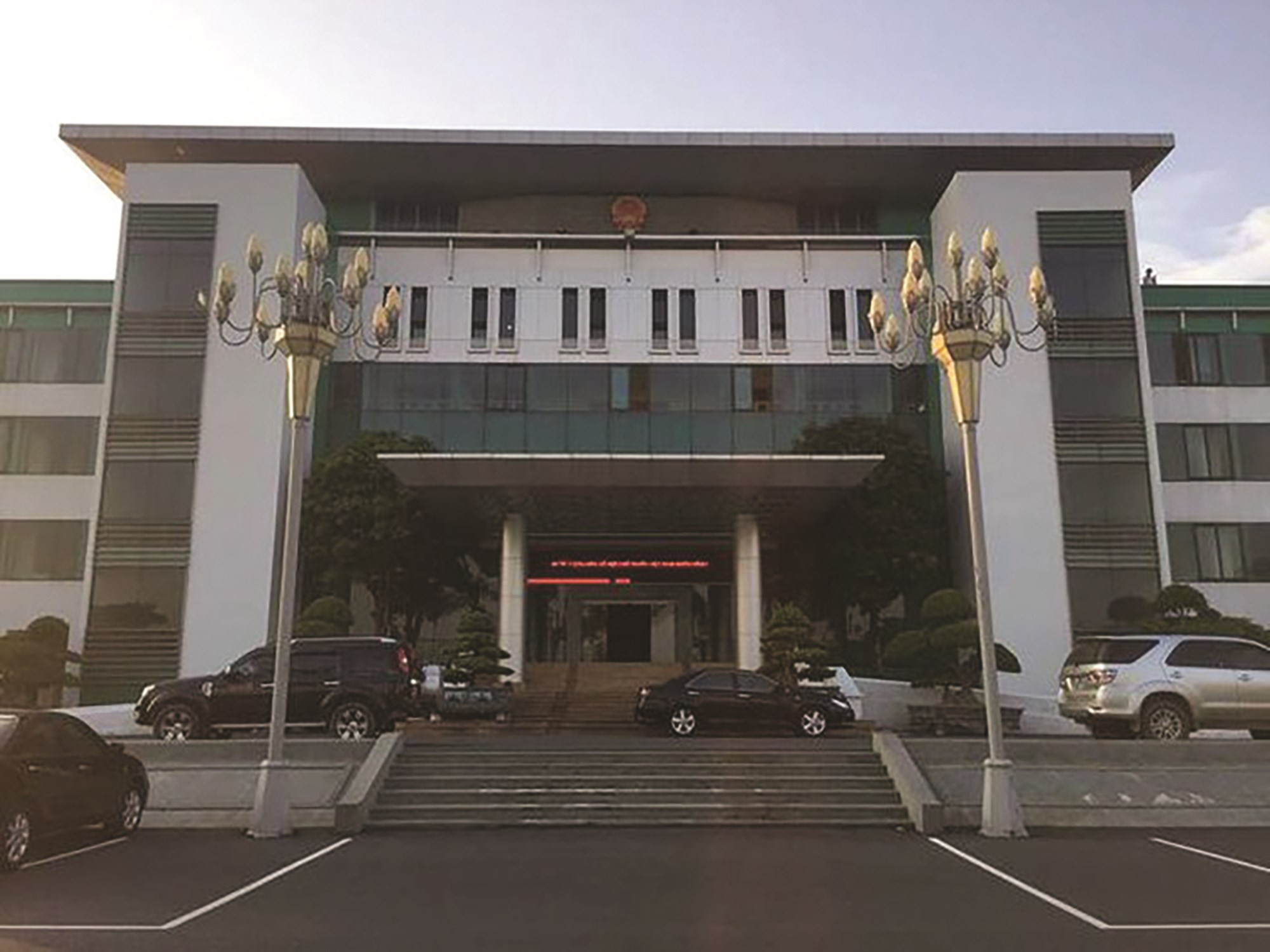 Trụ sở UBND tỉnh Phú Thọ
