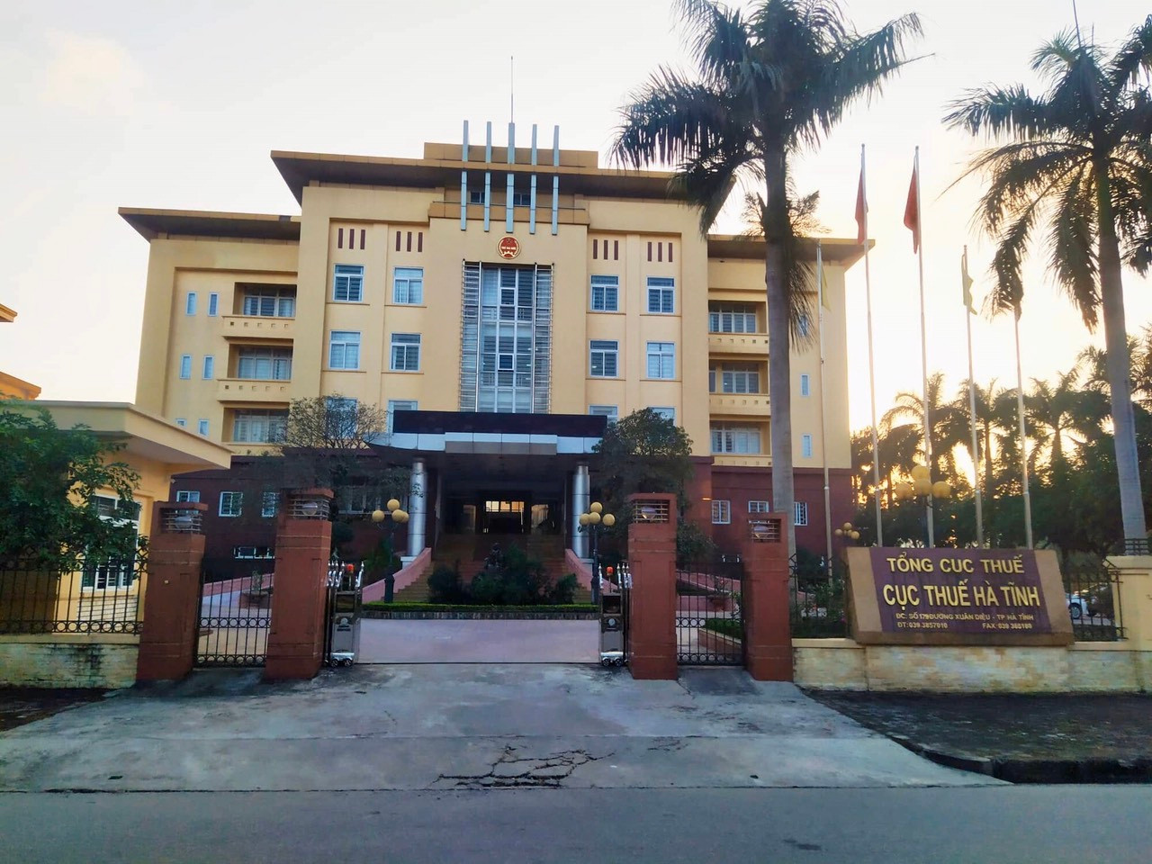 Trụ sở Cục Thuế Hà Tĩnh nơi ông Đinh Nho Hậu làm Cục trưởng