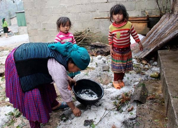 Lào Cai: Mưa đá làm hư hỏng gần 100 nhà dân
