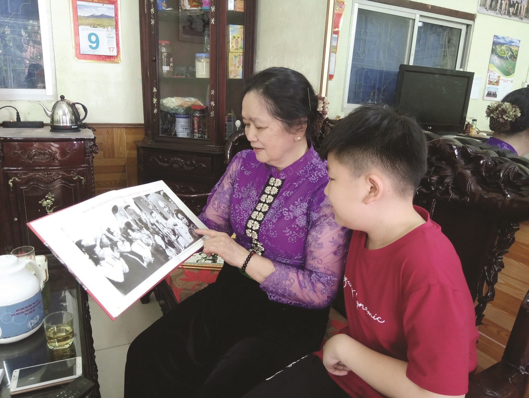 Bà Bế Thanh Súy thường xuyên kể chuyện được gặp Bác Hồ cho con cháu bà nghe.