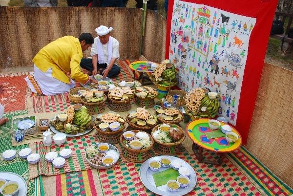 Lễ cúng luôn có lễ mặn, lễ nhạt