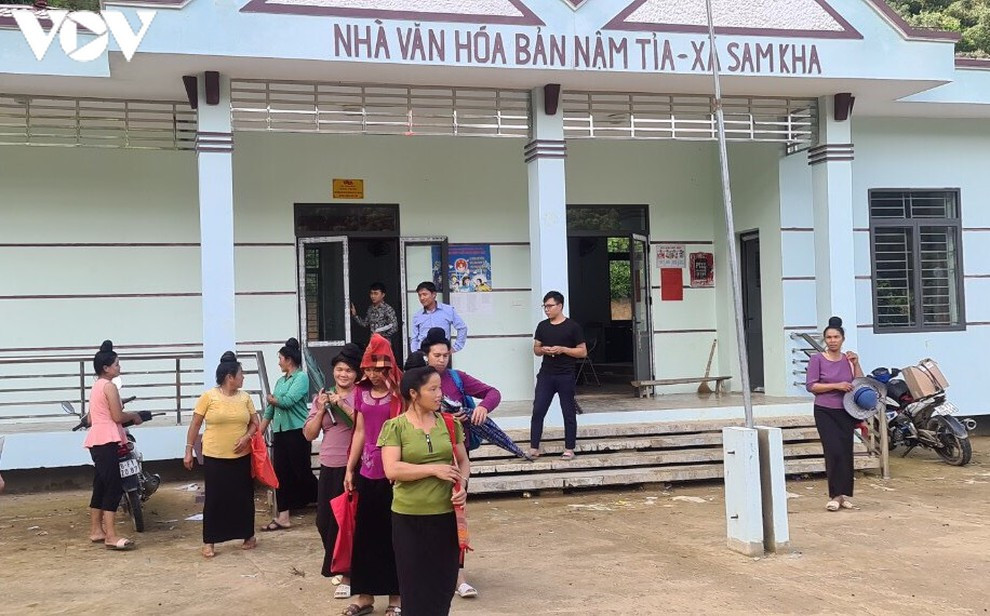 Nhiều chị em khi biết đọc, biết viết mới thấy được là đời tươi vui đến thế!.