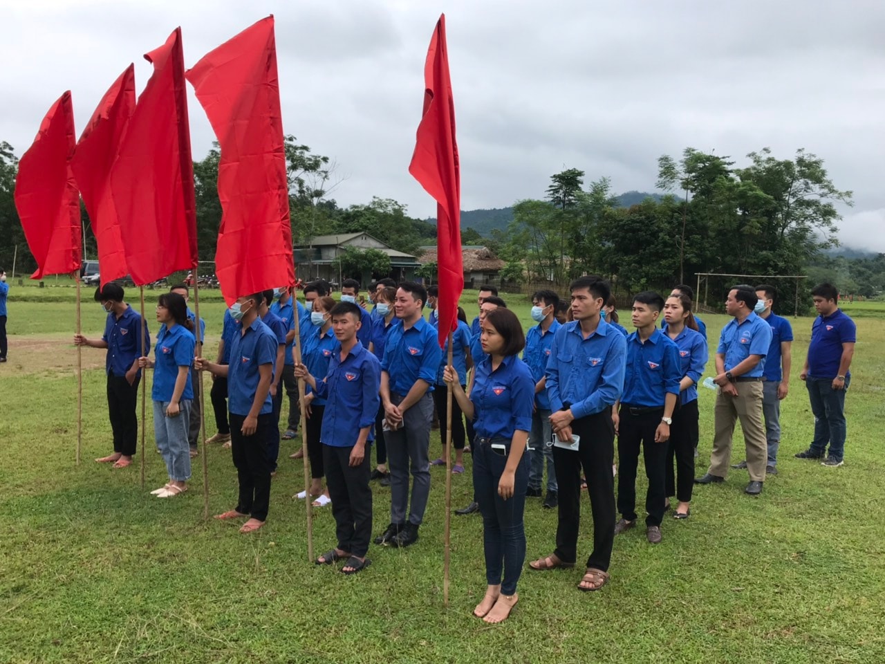  Đoàn viên thanh niên tham gia lễ phát động