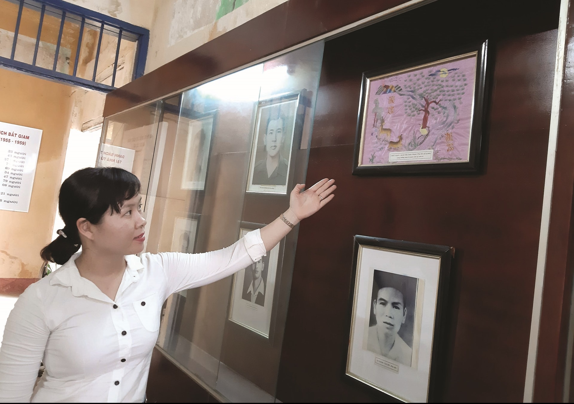 Một số hiện vật ít ỏi còn sót lại được trưng bày tại Di tích nhà tù số 9 Đào Duy Từ