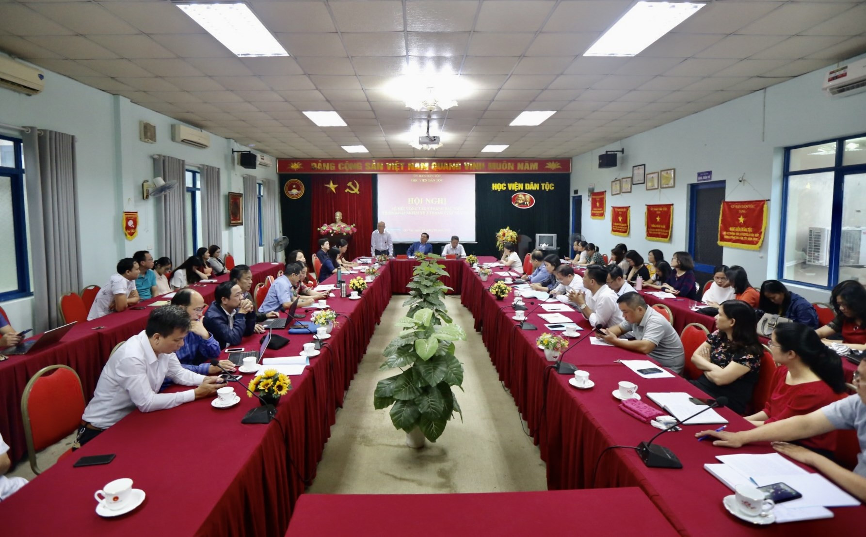 Toàn cảnh Hội nghị