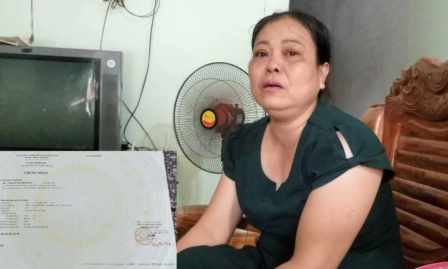 Chị Rậu đang rất lo lắng khi sổ đỏ của gia đình bấy lâu nay không có giá trị.