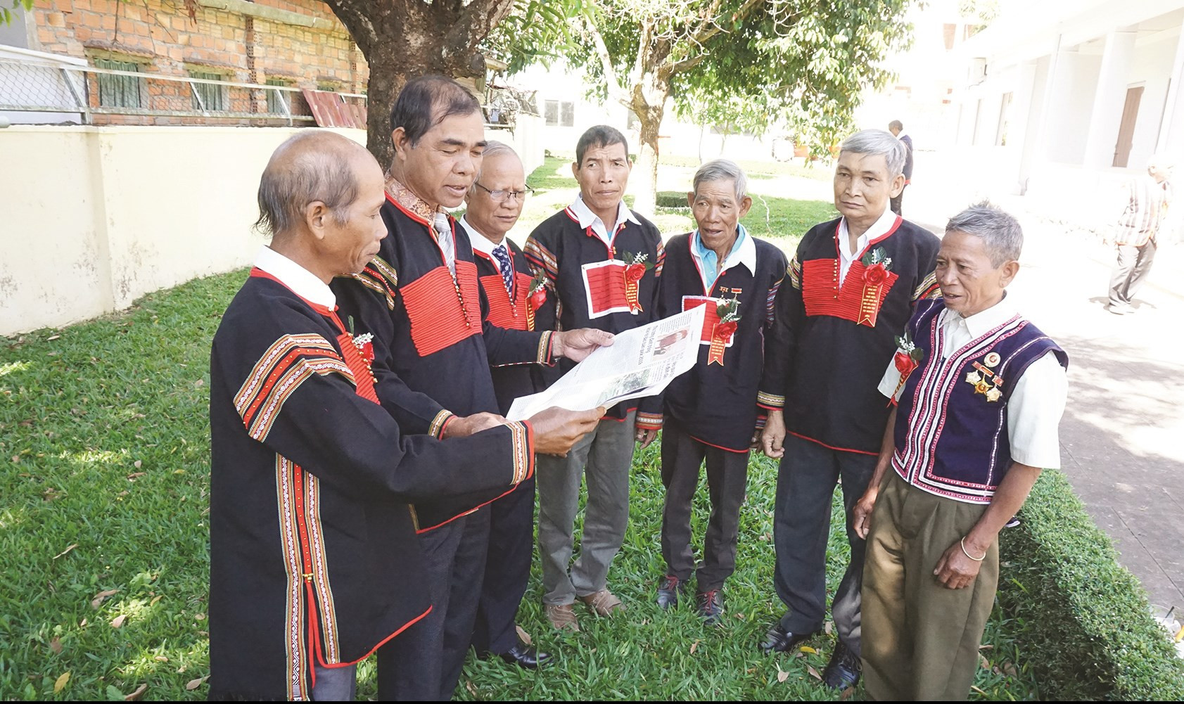 Báo Dân tộc và Phát triển trở thành món ăn tinh thần không thể thiếu trong đời sống bà con DTTS trên mọi vùng miền của Tổ quốc.  