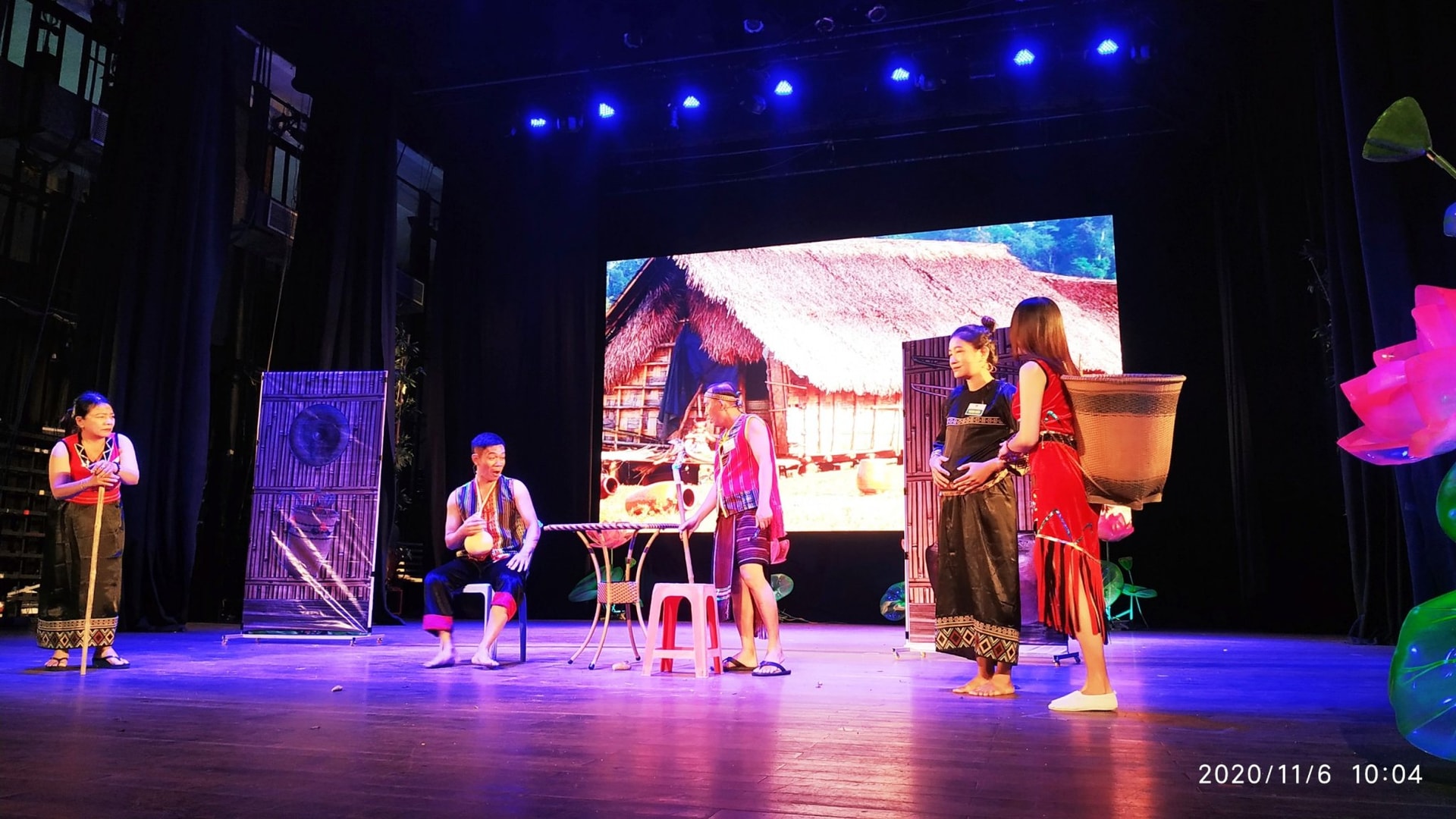  Tiểu phẩm kịch ngắn 