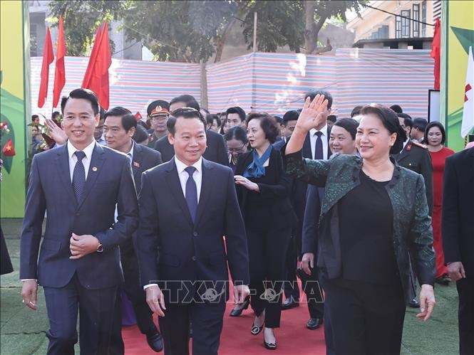 Chủ tịch Quốc hội Nguyễn Thị Kim Ngân đến dự Lễ công bố xã Quang Minh huyện Văn Yên (Yên Bái) đạt chuẩn nông thôn mới. Ảnh: Trọng Đức/TTXVN