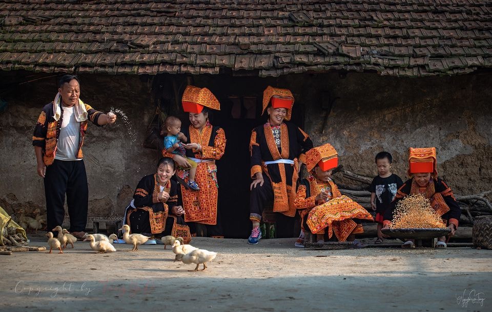 Niềm vui gia đình (Ảnh: Nguyễn Sơn Tùng)