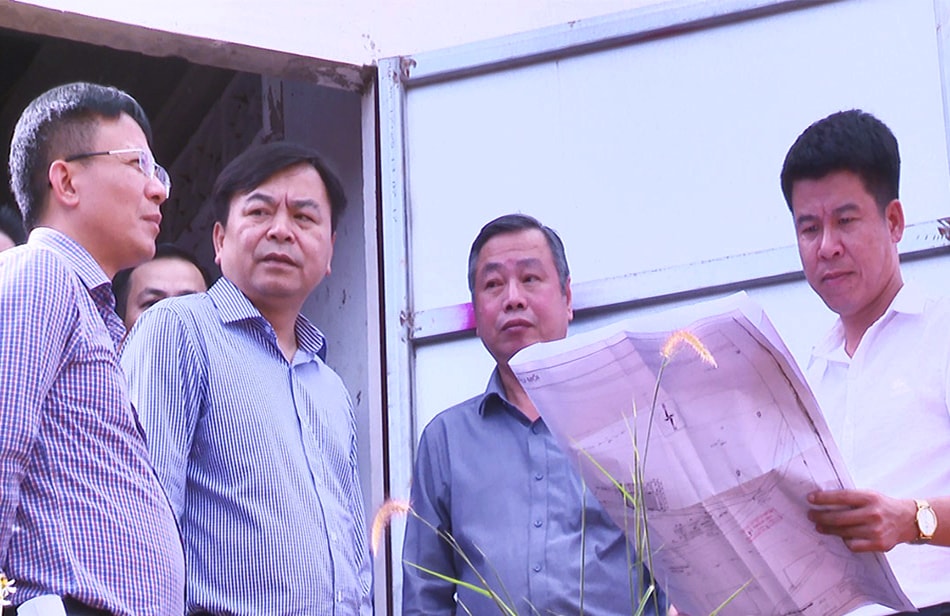 Đoàn công tác của Bộ NN&PTNT khảo sát dự án Cụm công trình thủy lợi vùng cao biên giới tỉnh Bình Phước