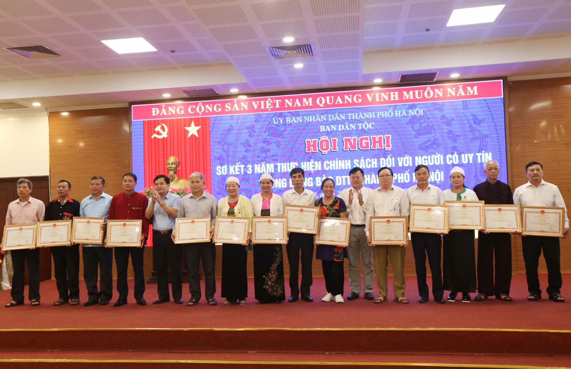 Người có uy tín tiêu biểu được nhận Bằng khen của Bộ trưởng, Chủ nhiệm Ủy ban Dân tộc