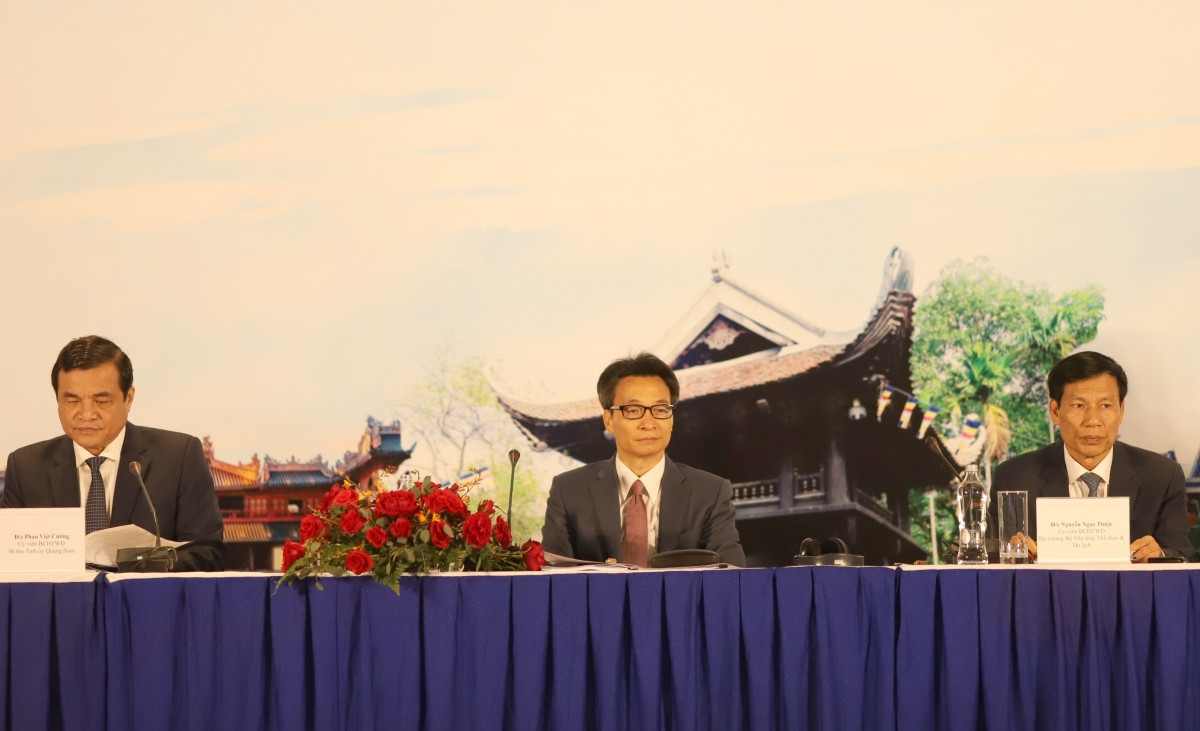 Phó Thủ tướng Vũ Đức Đam chủ trì hội nghị Tổng kết du lịch 2020.