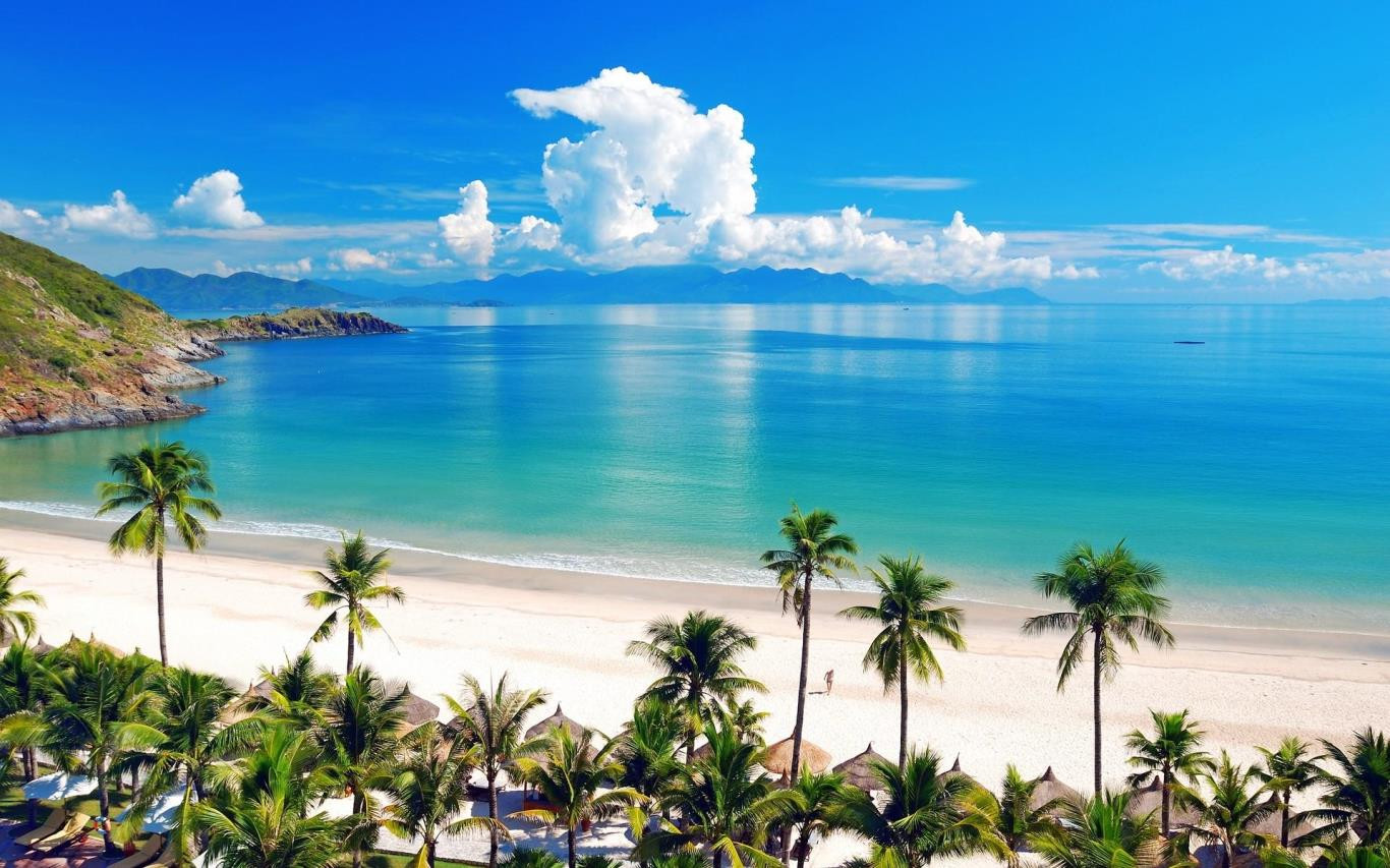 Bờ biển Nha Trang (Khánh Hòa)