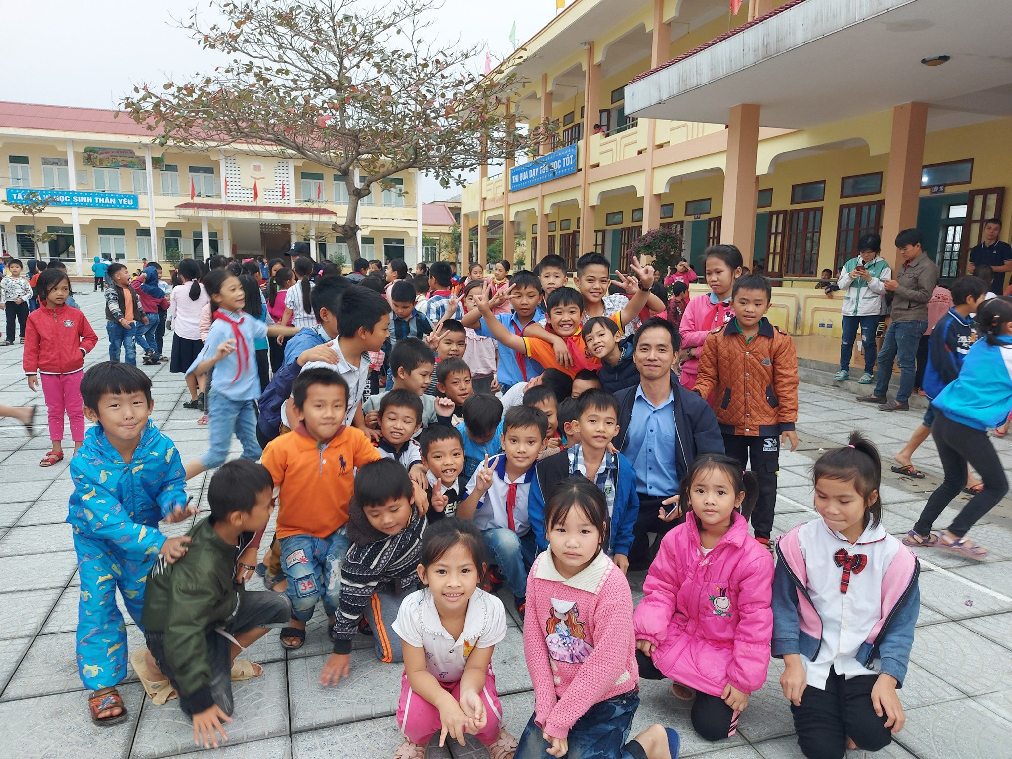Trẻ em ở Hà Giang nhận được điều kiện học tập tốt nhất trong mùa lạnh