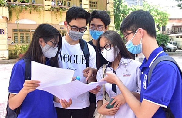 Từ 2021 sẽ đăng ký thi tốt nghiệp THPT trên Cổng dịch vụ công quốc gia. Ảnh TL Từ 2021 sẽ đăng ký thi tốt nghiệp THPT trên Cổng dịch vụ công quốc gia. Ảnh TL