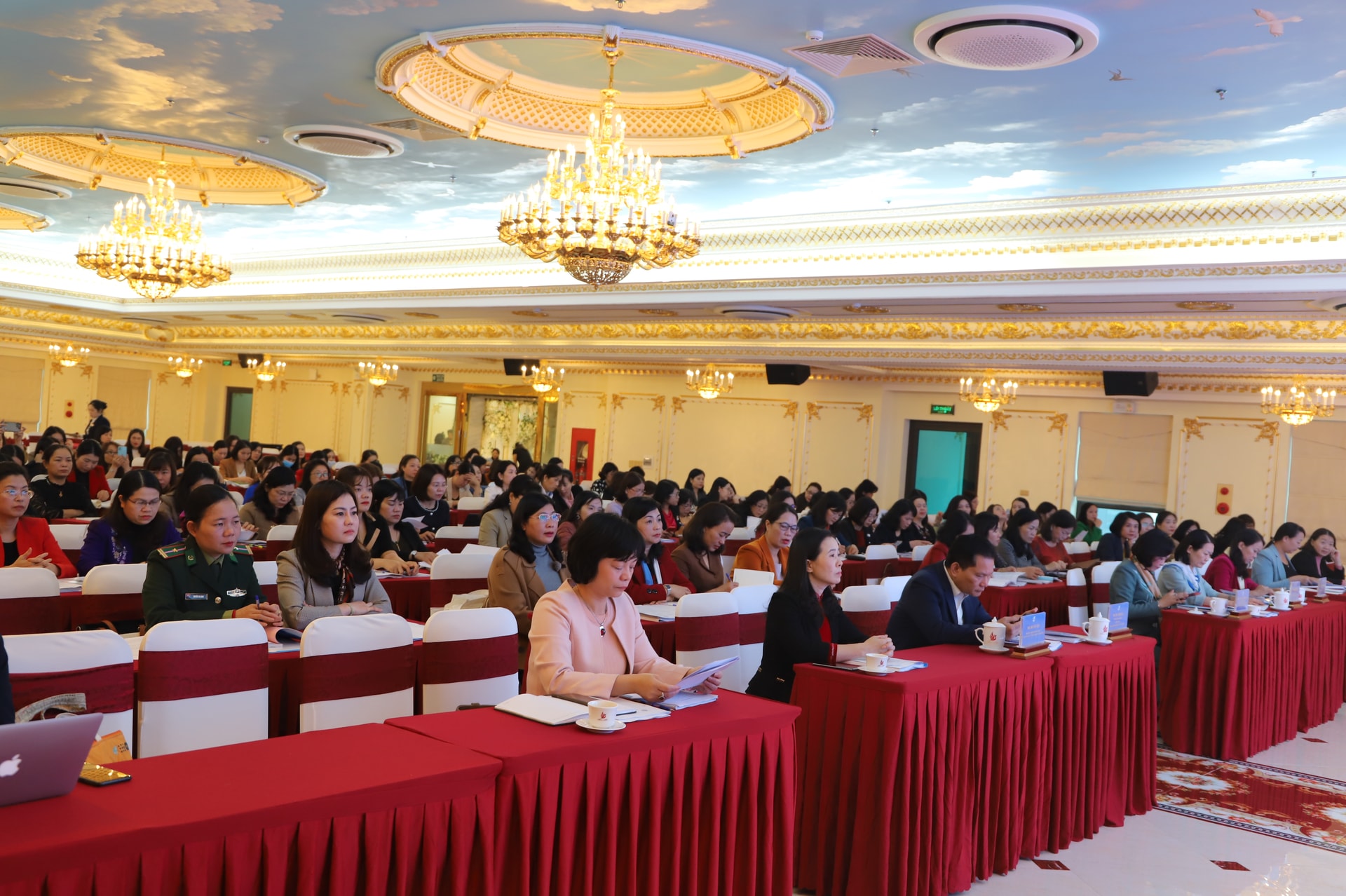 Các đại biểu tham dự tập huấn