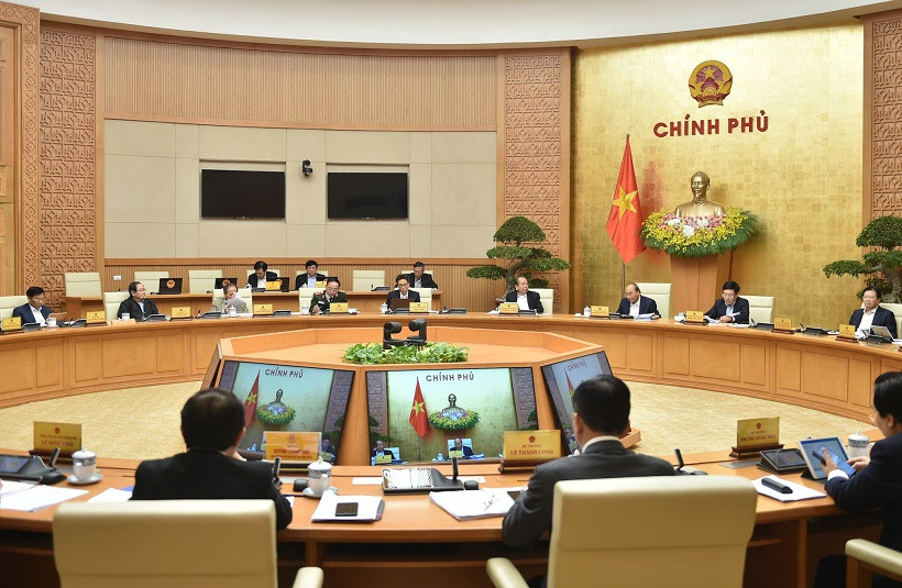 Phiên họp Chính phủ thường kỳ tháng 12/2020 chủ yếu bàn về công tác xây dựng thể chế chính sách, pháp luật. Ảnh: VGP/Quang Hiếu