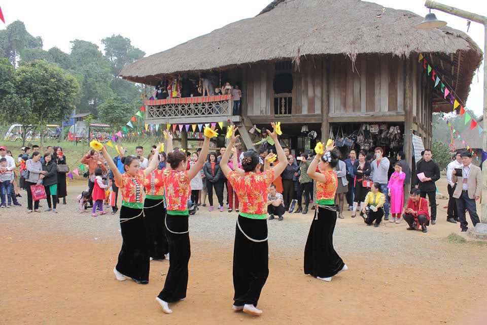 Cần đẩy mạnh tuyên truyền phòng, chống dịch bệnh cho Nhân dân tại các điểm du lịch. Ảnh:BGP/Nguyễn Miền