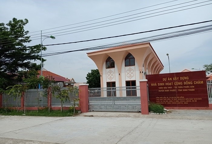 Nhà sinh hoạt công đồng Chăm tại thôn Bàu Trúc Nhà sinh hoạt công đồng Chăm tại thôn Bàu Trúc