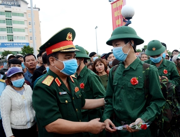 Động viên thanh niên lên đường nhập ngũ
