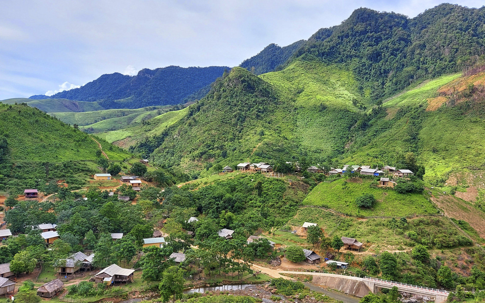 Bản Dộ -Tà Vờng nhìn từ trên cao