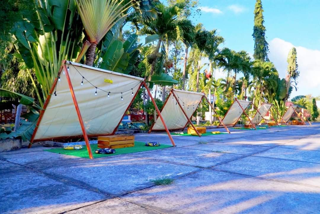 Các “Lều Trạng Nguyên”