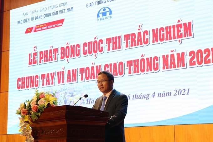  TS. Khuất Việt Hùng, Phó Chủ tịch chuyên trách Ủy ban An toàn giao thông Quốc gia phát động Cuộc thi trắc nghiệm 
