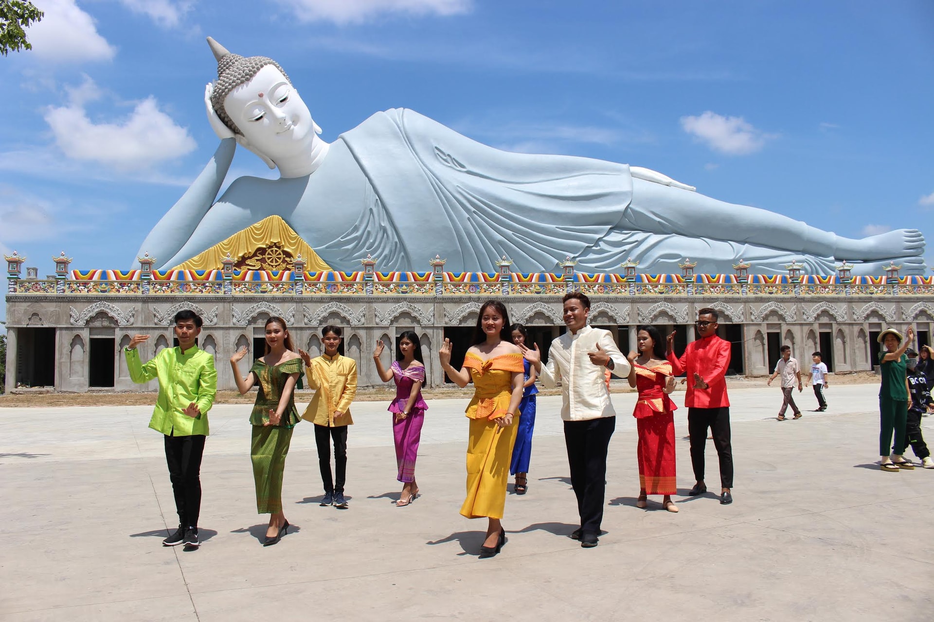 Không khí một buổi tập múa tại chùa Khleang Một buổi tập múa của các bạn trẻ dân tộc Khmer (Sóc Trăng) tại chùa Khleang