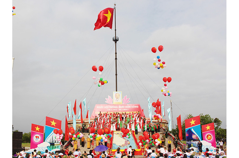 Nghi lễ Thượng cờ 