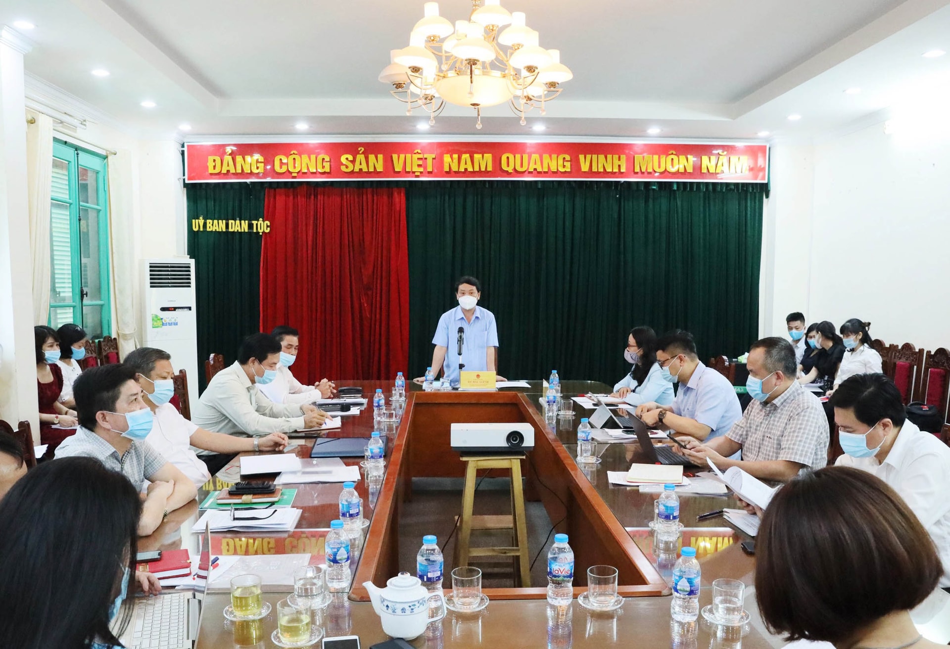 Toàn cảnh buổi làm việc