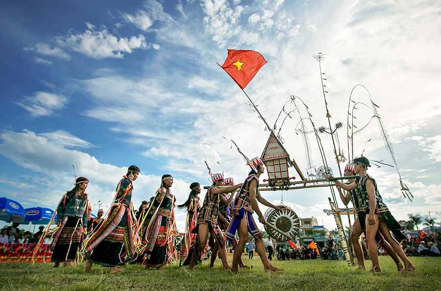 Cây nêu trong một lễ hội của dân tộc Bahnar (huyện Kbang, Gia Lai). Ảnh minh họa