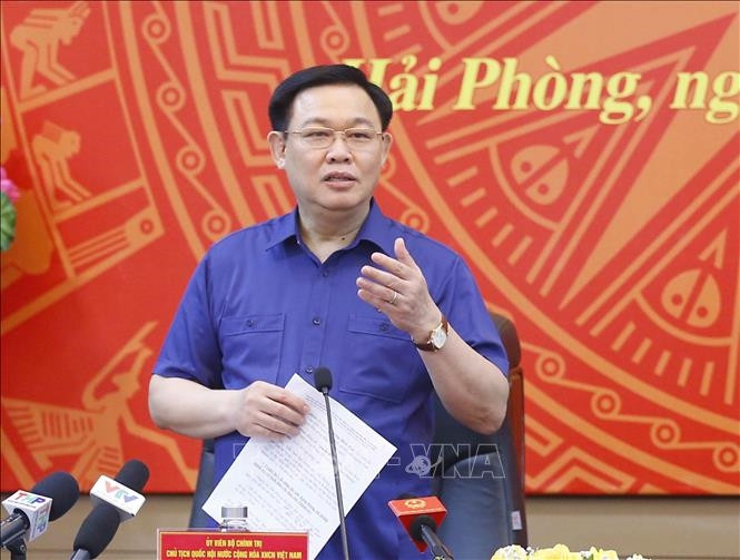 Chủ tịch Quốc hội Vương Đình Huệ phát biểu kết luận buổi làm việc. Ảnh: Doãn Tấn/TTXVN