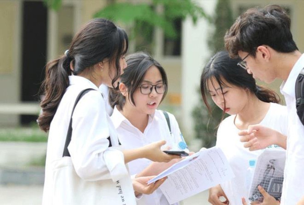 Thí sinh đăng ký nguyện vọng xét tuyển vào ĐH, CĐ trực tuyến được thay đổi nguyện vọng (Ảnh minh họa)