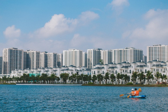 Nhiều đơn vị nghiên cứu thị trường bất động sản dự báo giá chung cư tiếp tục tăng trong năm 2021. (Ảnh minh họa).