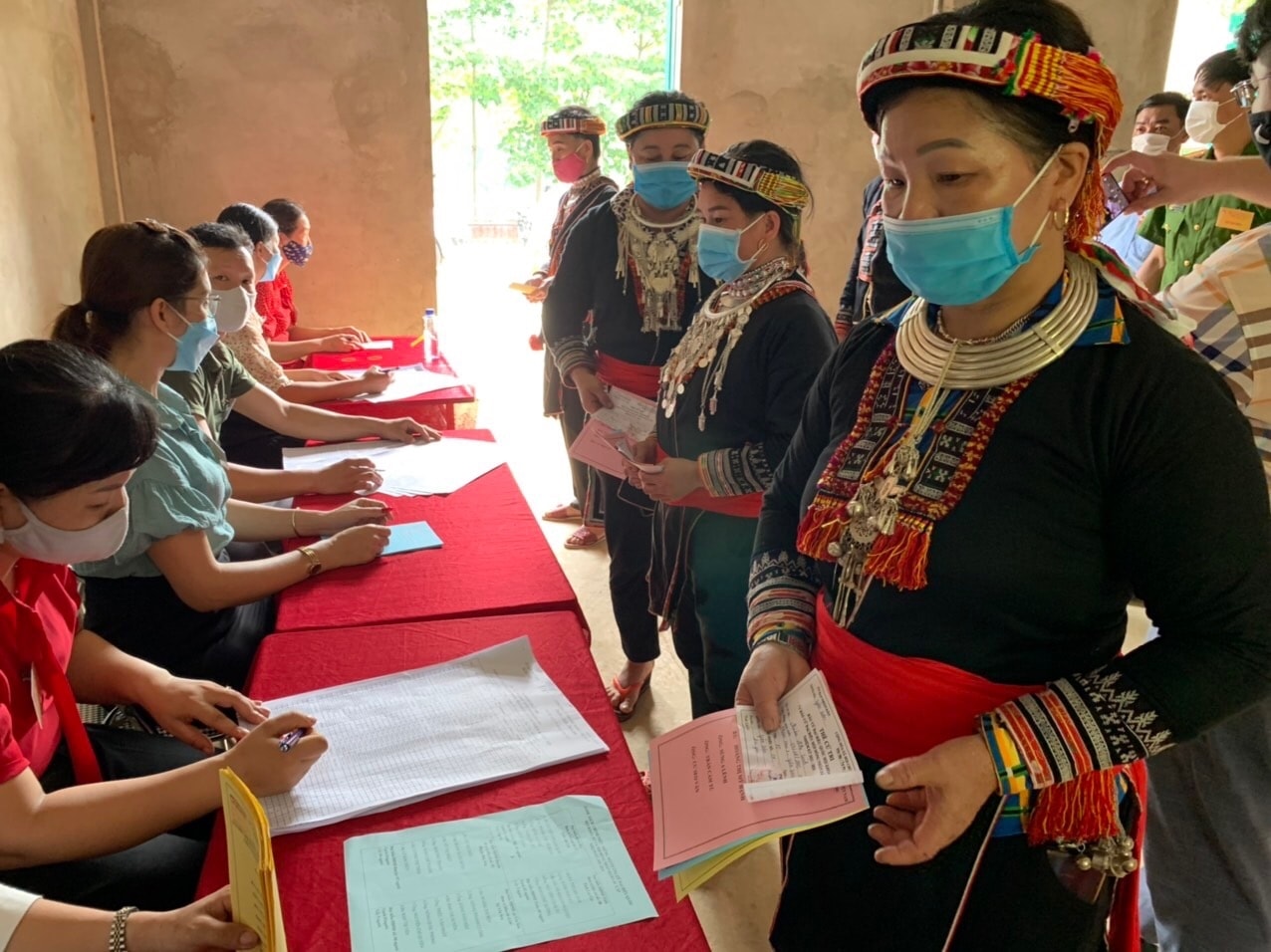 Cử tri đi bầu cử tại huyện Bảo Yên, Lào Cai Cử tri đi bầu cử tại huyện Bảo Yên, Lào Cai