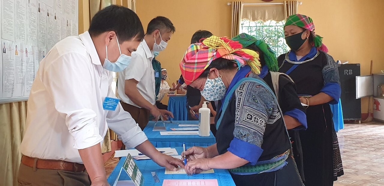 Cử tri tỉnh Yên Bái đi bầu cử Cử tri tỉnh Yên Bái đi bầu cử