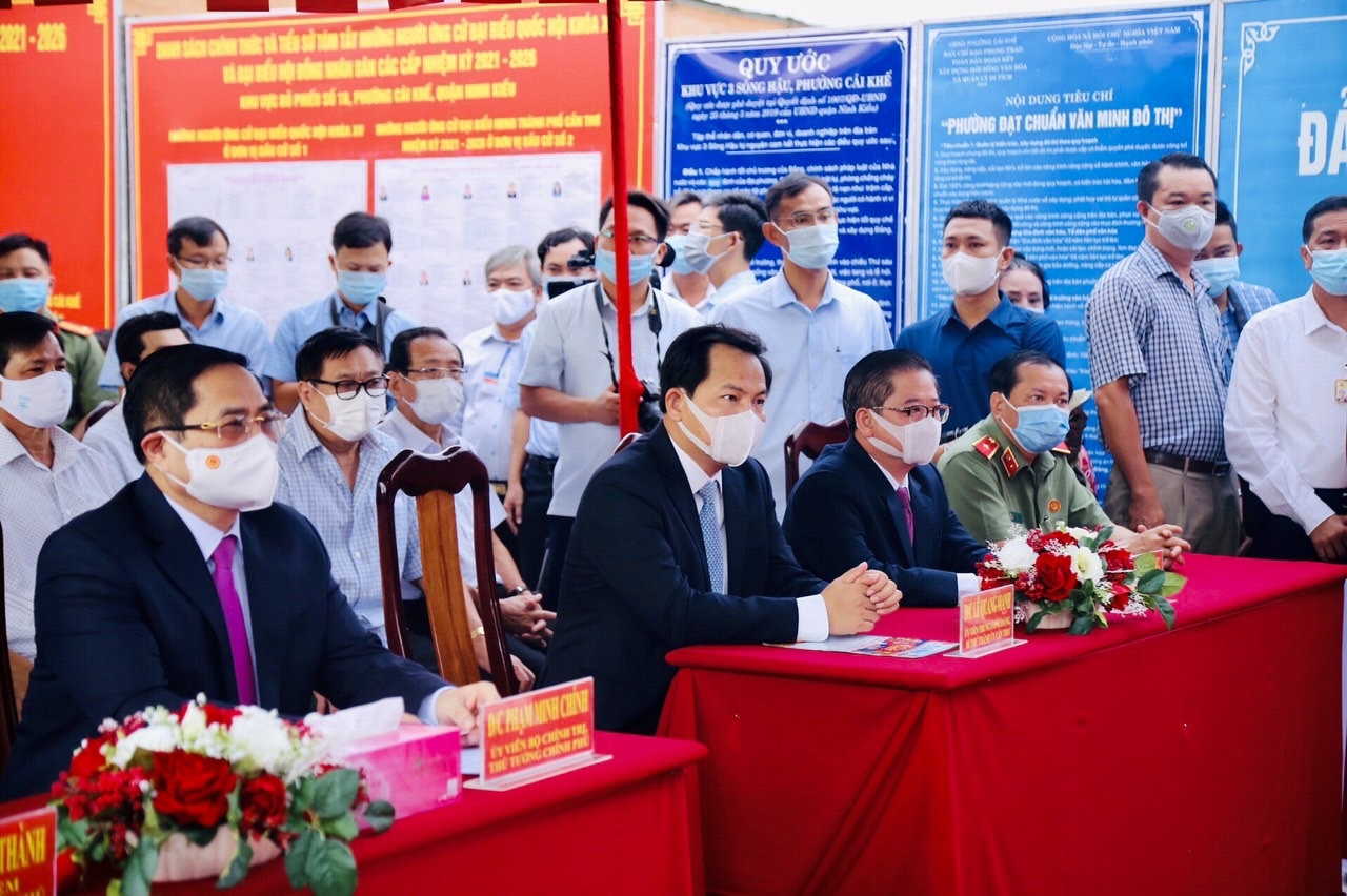 Thủ tướng Phạm Minh Chính dự lễ khai mạc điểm bầu cử tại TP Cần Thơ. Ảnh: Hạnh Nguyên Thủ tướng Phạm Minh Chính dự lễ khai mạc điểm bầu cử tại TP Cần Thơ. Ảnh: Hạnh Nguyên