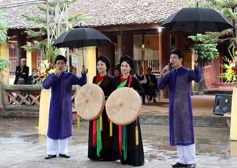 Dân ca Quan họ là một trong những loại hình nghệ thuật truyền thống của xứ Kinh Bắc (Ảnh: Internet) Dân ca Quan họ là một trong những loại hình nghệ thuật truyền thống của xứ Kinh Bắc (Ảnh: Internet)