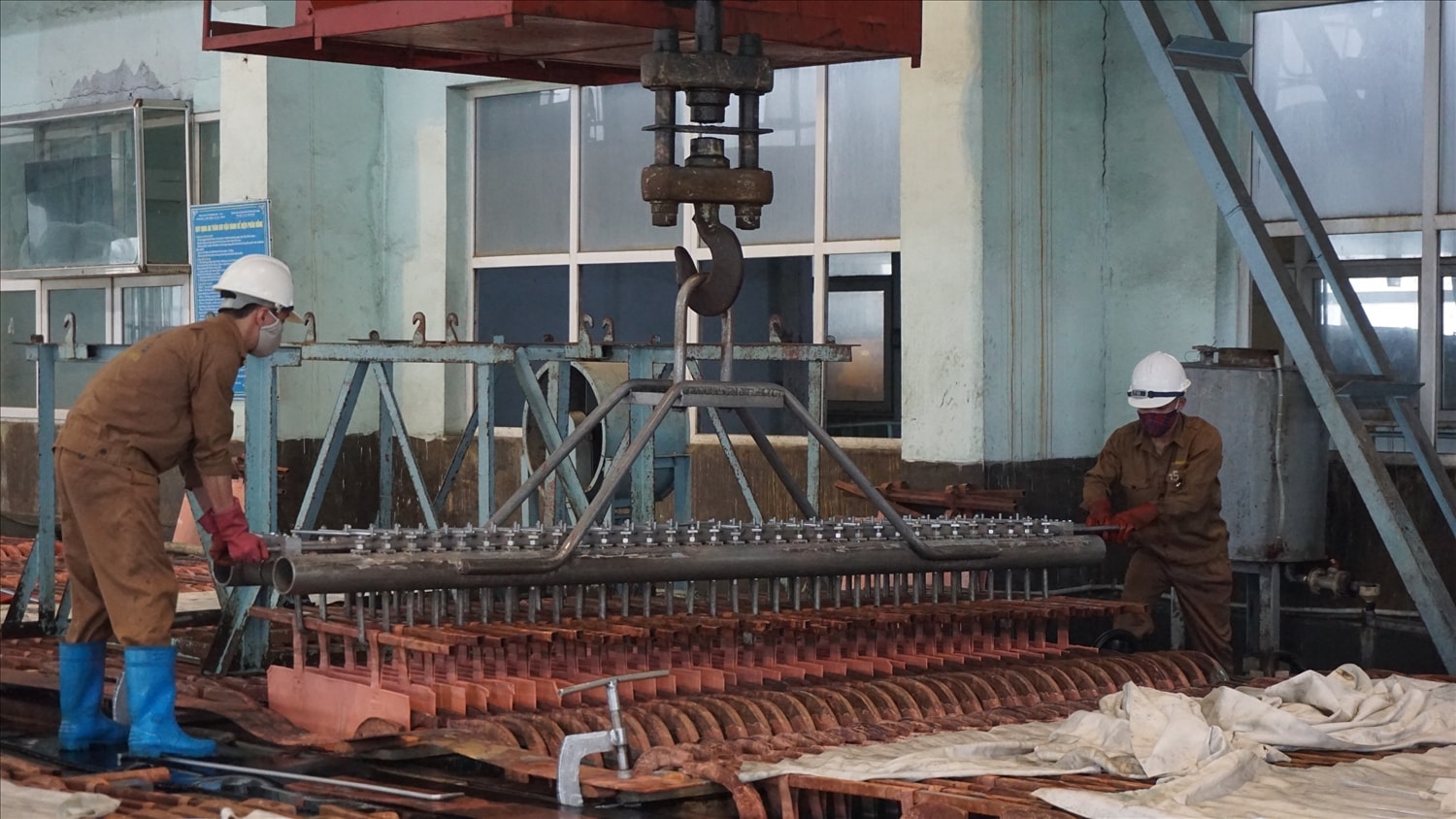 Sản xuất tại Nhà máy luyện đồng Lào Cai trong những tháng đầu năm 2021 đều đạt và vượt chỉ tiêu kế hoạch