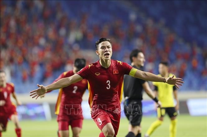 Quế Ngọc Hải ăn mừng bàn thắng nâng tỷ số lên 2-1. Ảnh: Hoàng Linh/TTXVN Quế Ngọc Hải ăn mừng bàn thắng nâng tỷ số lên 2-1. Ảnh: Hoàng Linh/TTXVN