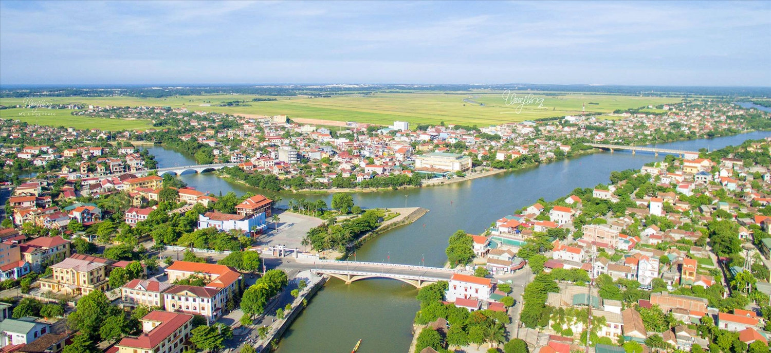 Sông Kiến Giang đoạn qua thị trấn Kiến Giang, huyện Lệ Thủy, tỉnh Quảng Bình
