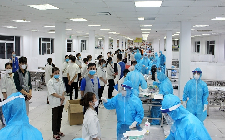 Công tác phòng chống Covid-19 được đẩy mạnh trong các KCN tại Thái Nguyên.
