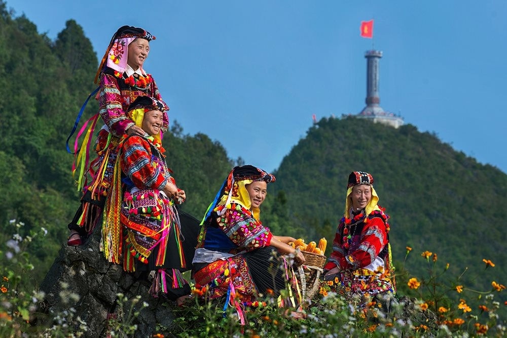 Người Lô Lô cư trú chủ yếu ở huyện Đồng Văn và Mèo Vạc