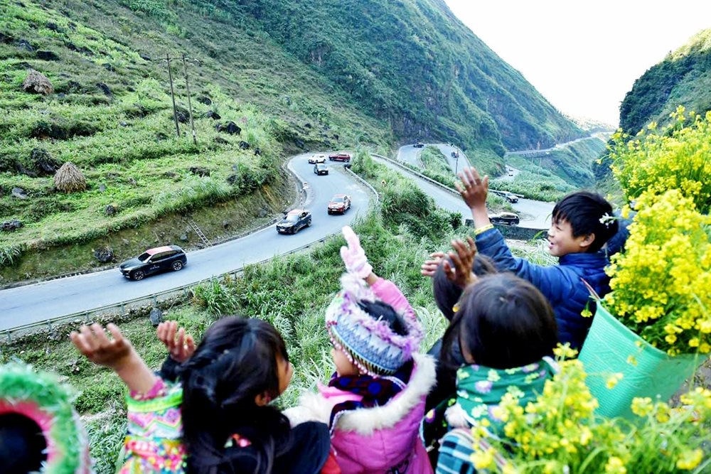 Dốc Bắc Sum là con dốc cheo leo hiểm trở bậc nhất ở Hà Giang