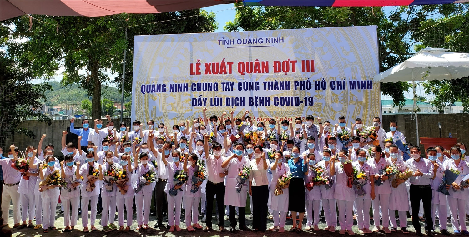 Đoàn cán bộ, y, bác sĩ của Bệnh viện Sản Nhi thể hiện quyết tâm cao, tiếp nối những tinh thần chiến thắng từ các đồng nghiệp hoàn thành nhiệm vụ chống dịch tại Bắc Giang. Đoàn cán bộ, y, bác sĩ thể hiện quyết tâm chống dịch