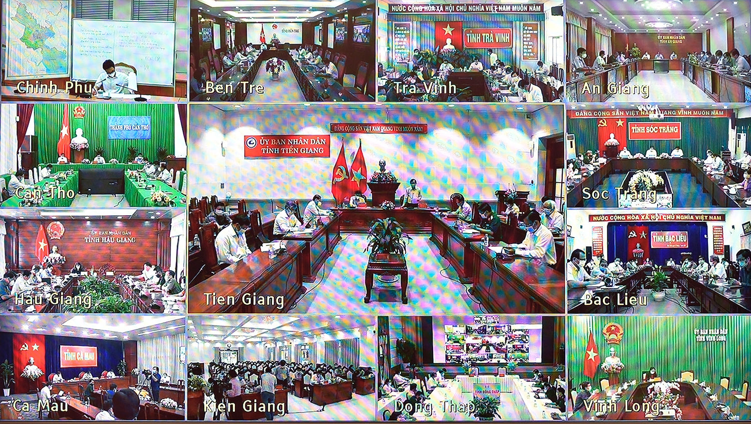 Cuộc họp diễn ra dưới hình thức trực tuyến - Ảnh: VGP/Đình Nam Cuộc họp diễn ra dưới hình thức trực tuyến - Ảnh: VGP/Đình Nam